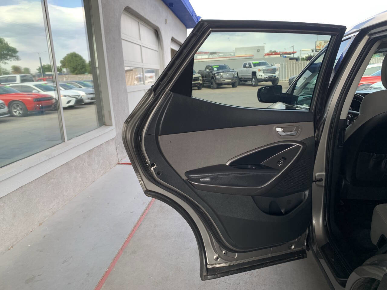 Used 2018 Hyundai Santa Fe Sport AWD/4WD image 12