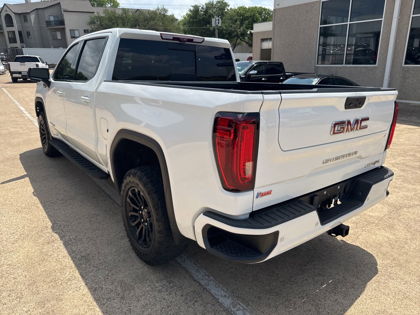 Used 2022 GMC Sierra 1500 AT4X AWD/4WD image 5