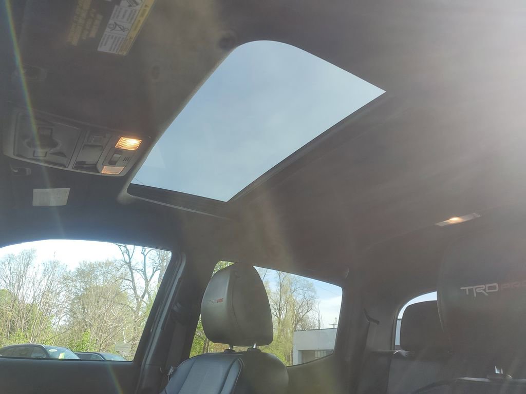 Used 2021 Toyota Tacoma TRD Pro AWD/4WD image 10