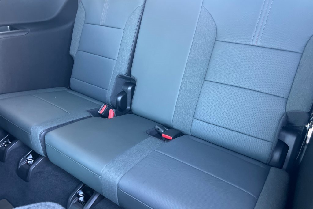 New 2026 GMC Acadia AT4 w/ Super Cruise Package image 12