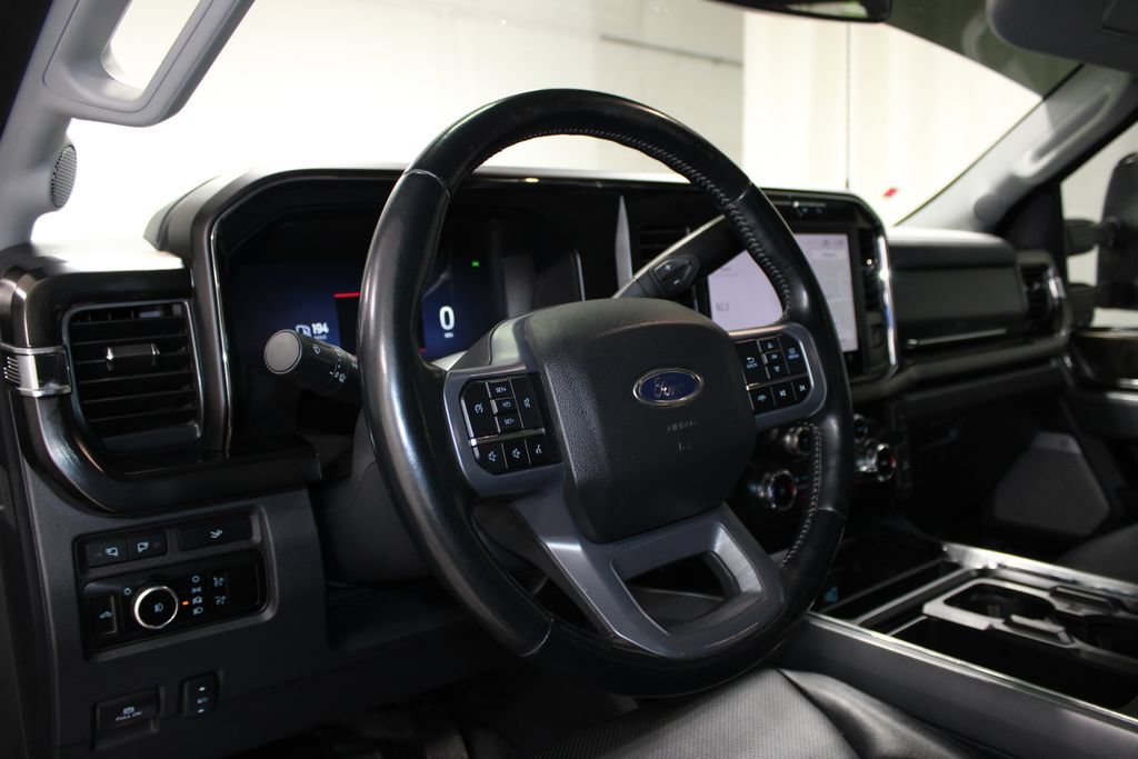 Used 2024 Ford F350 Lariat w/ Sport Appearance Package AWD/4WD image 27