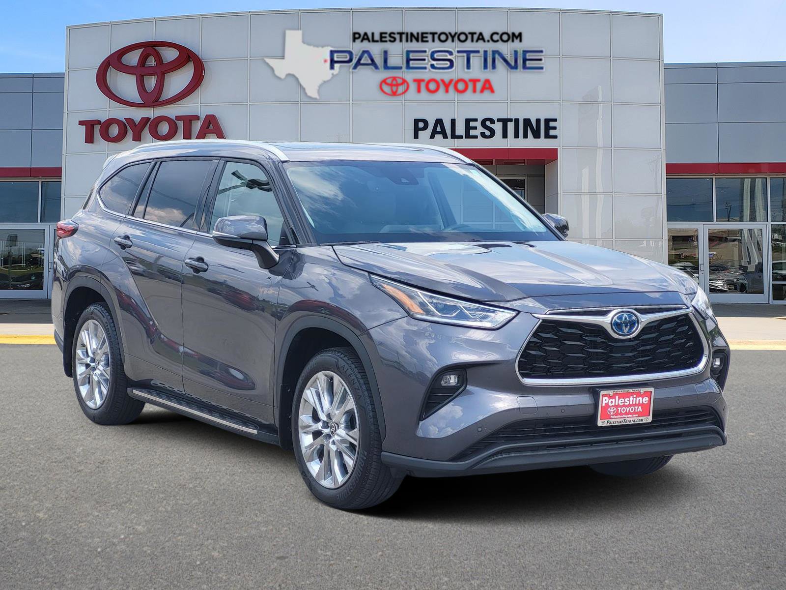 Used 2023 Toyota Highlander Limited