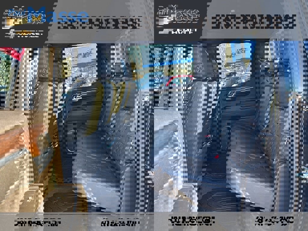 Used 2022 Chevrolet Silverado 1500 High Country image 18