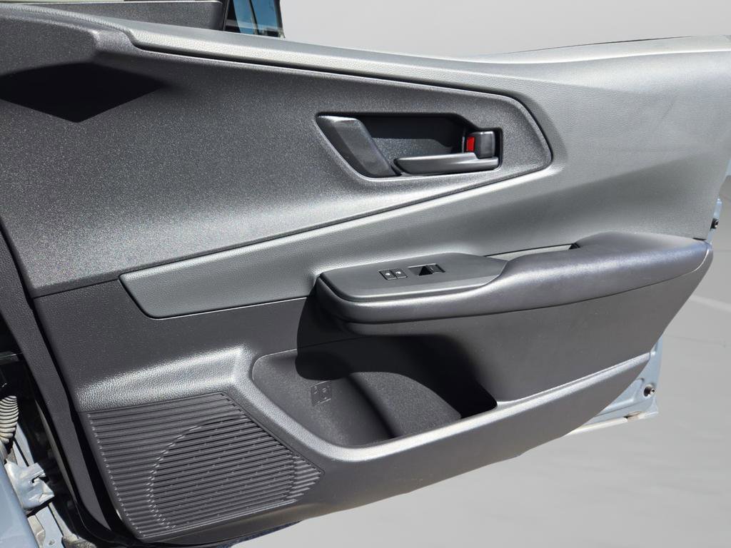 Used 2023 Toyota Prius LE image 30