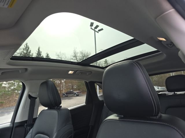 Certified 2022 Ford Escape SEL w/ Technology Package image 24