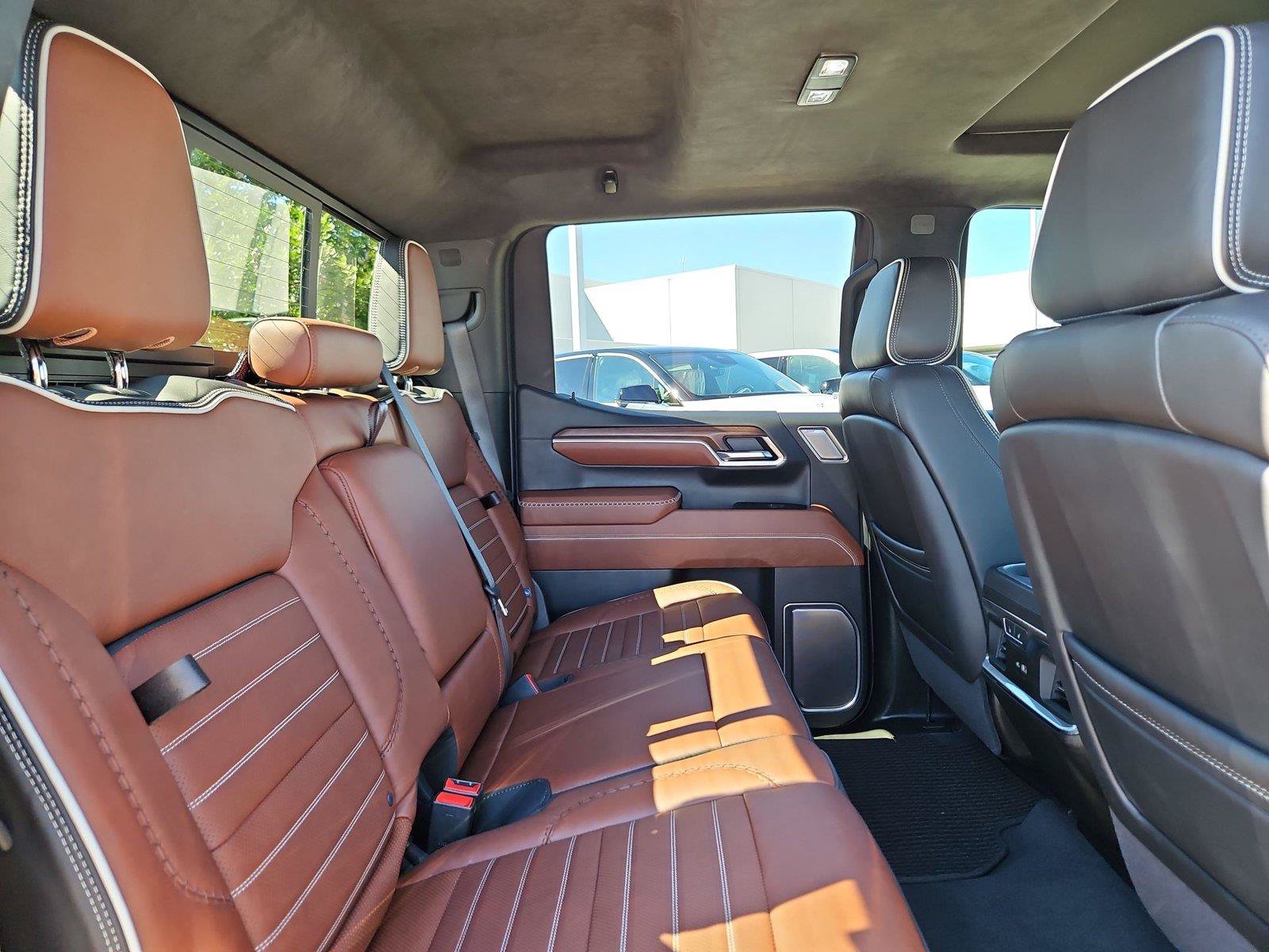 Used 2025 GMC Sierra 1500 Denali Ultimate AWD/4WD image 30