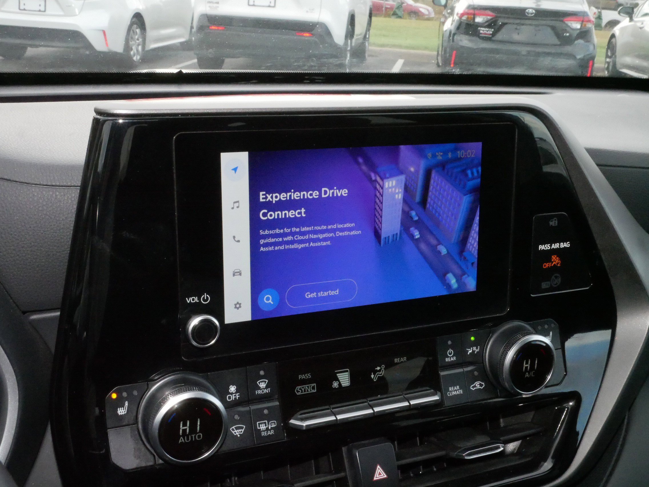 Certified 2024 Toyota Highlander XLE image 22