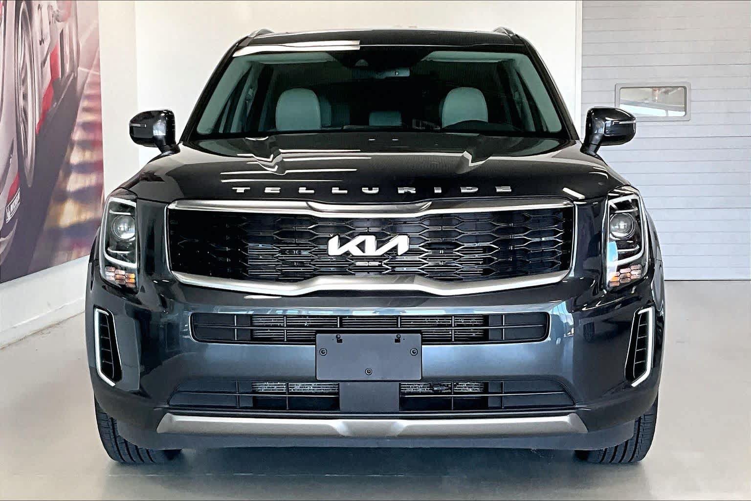 Used 2022 Kia Telluride EX AWD/4WD image 6