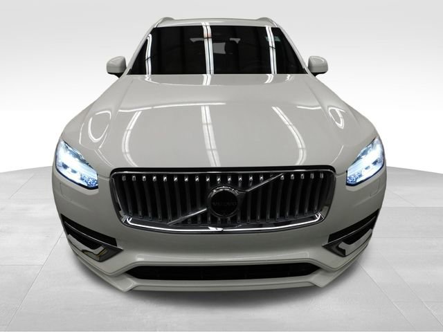 Used 2025 Volvo XC90 B6 Ultra w/ Protection Package Premier image 8
