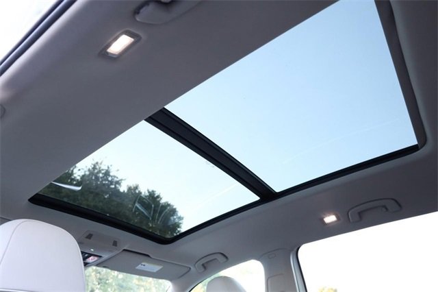 New 2026 Volkswagen Atlas SEL Premium R-Line image 13