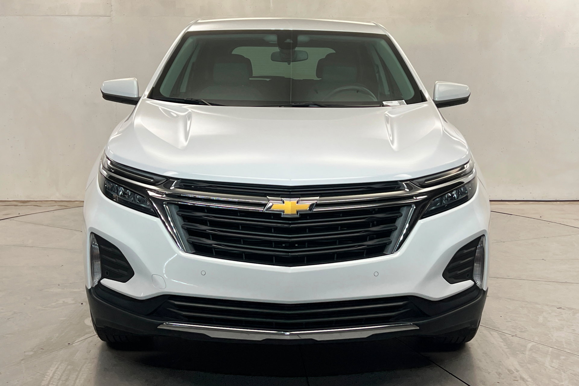 Used 2024 Chevrolet Equinox LT AWD/4WD image 8