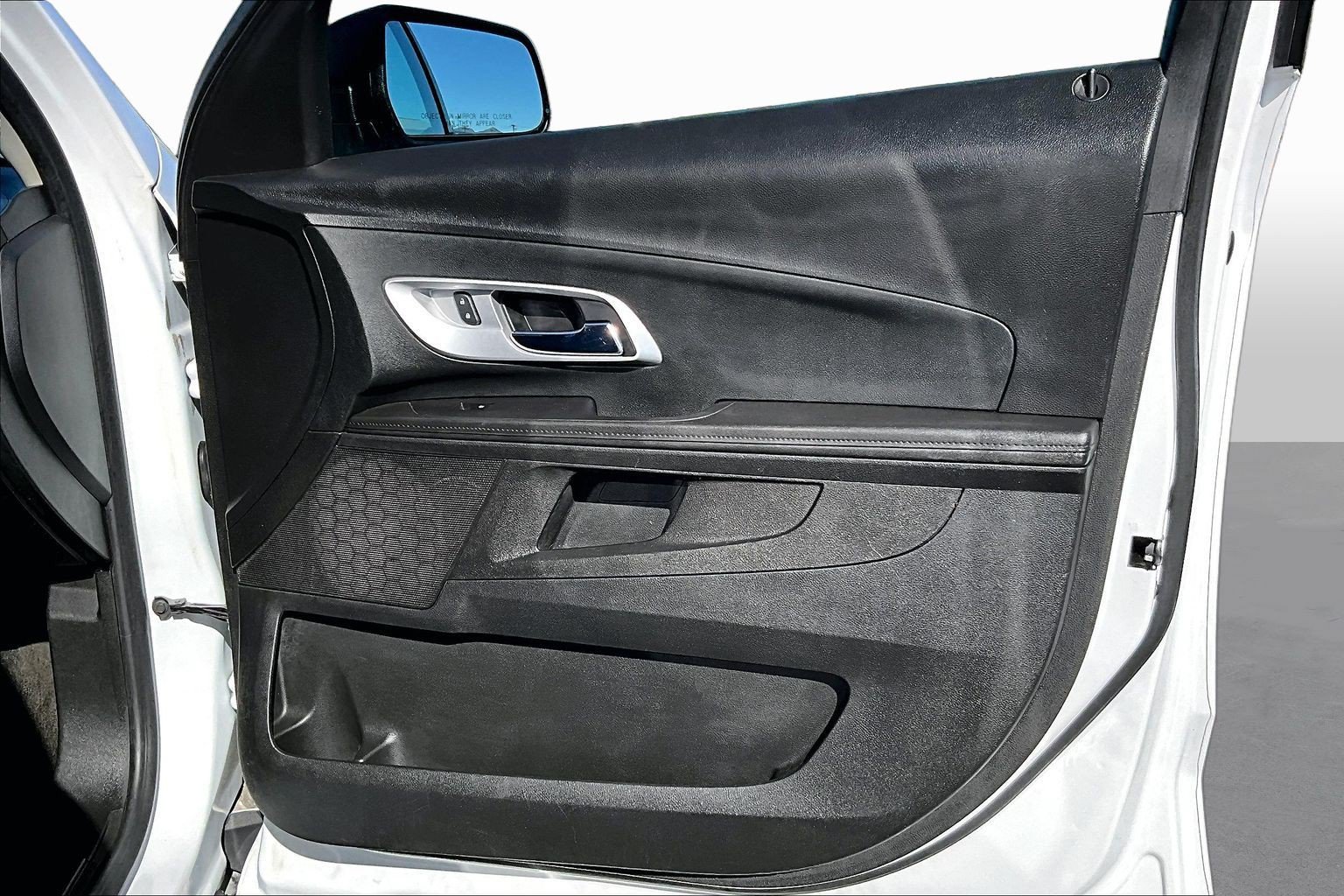 Used 2017 Chevrolet Equinox LS AWD/4WD image 18