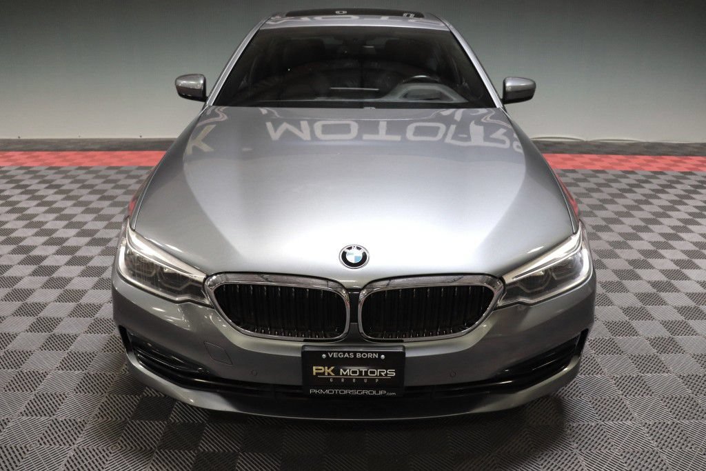 Used 2017 BMW 540i w/ Premium Package RWD image 12