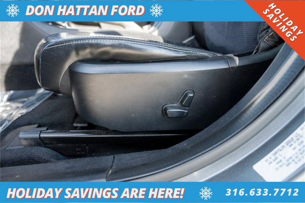 Used 2013 Chrysler 200 Limited image 17