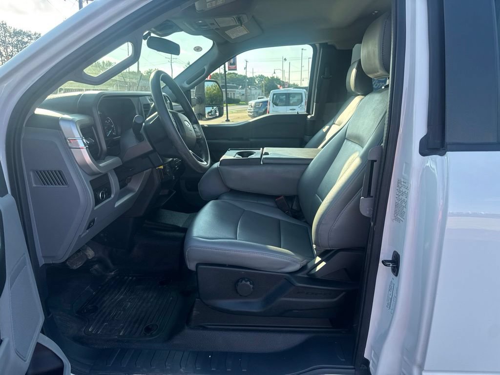 Used 2024 Ford F550 4x4 SuperCab Super Duty image 10