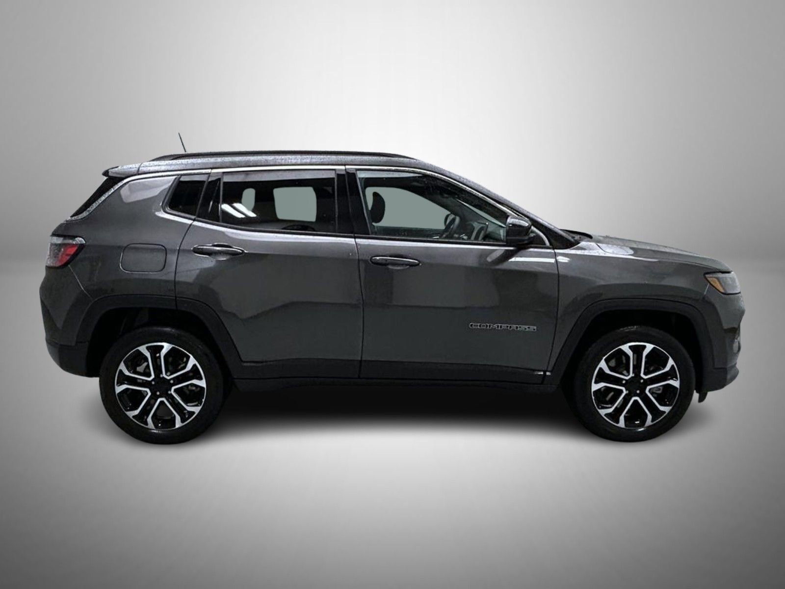 Used 2024 Jeep Compass Limited image 4