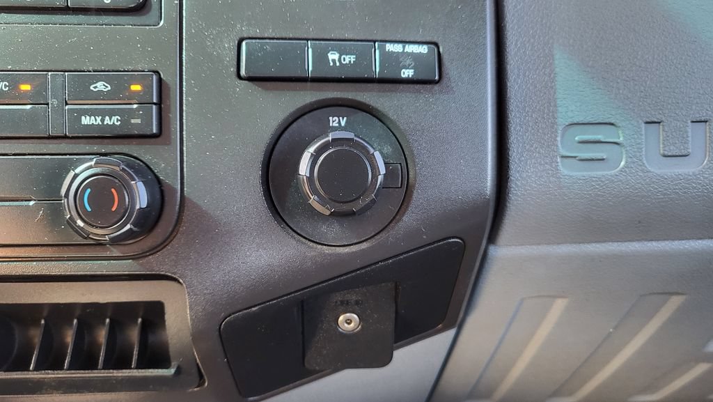Used 2014 Ford F250 XL w/ Power Equipment Group RWD image 33