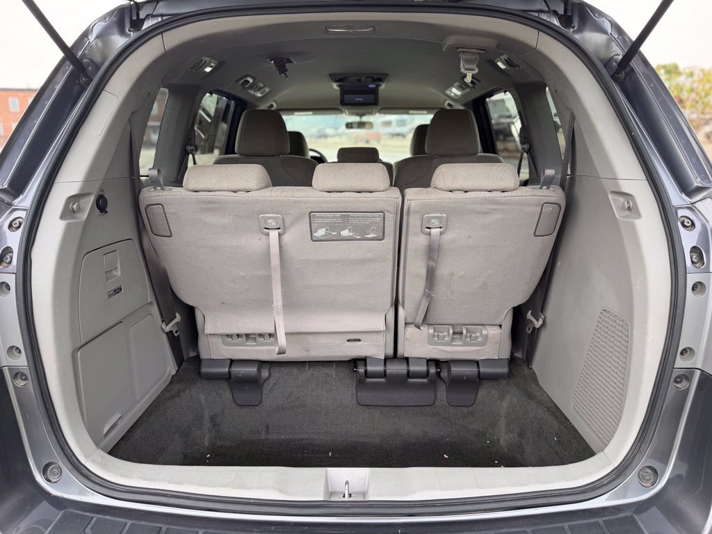 Used 2016 Honda Odyssey SE image 32