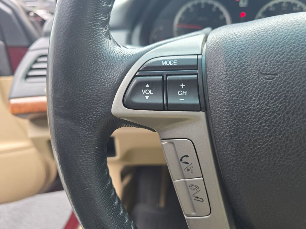 Used 2012 Honda Accord EX-L image 24