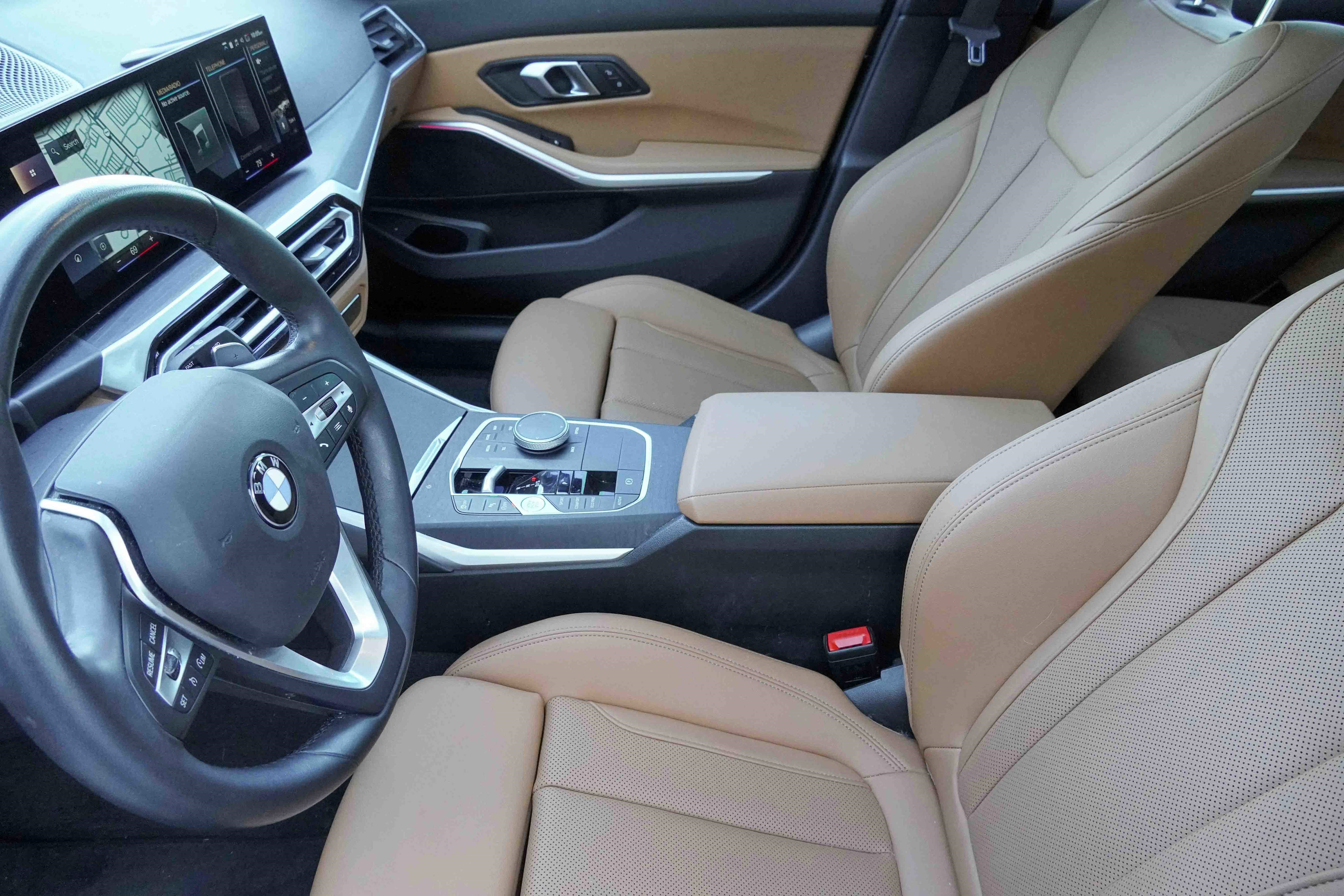 Used 2024 BMW 330i Sedan w/ Convenience Package image 12