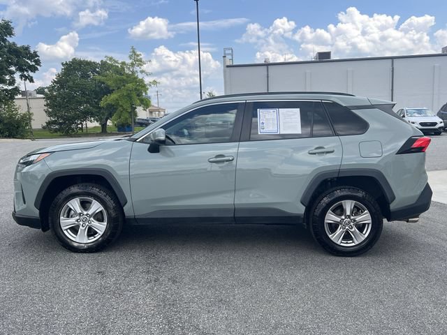 Used 2022 Toyota RAV4 XLE FWD image 10