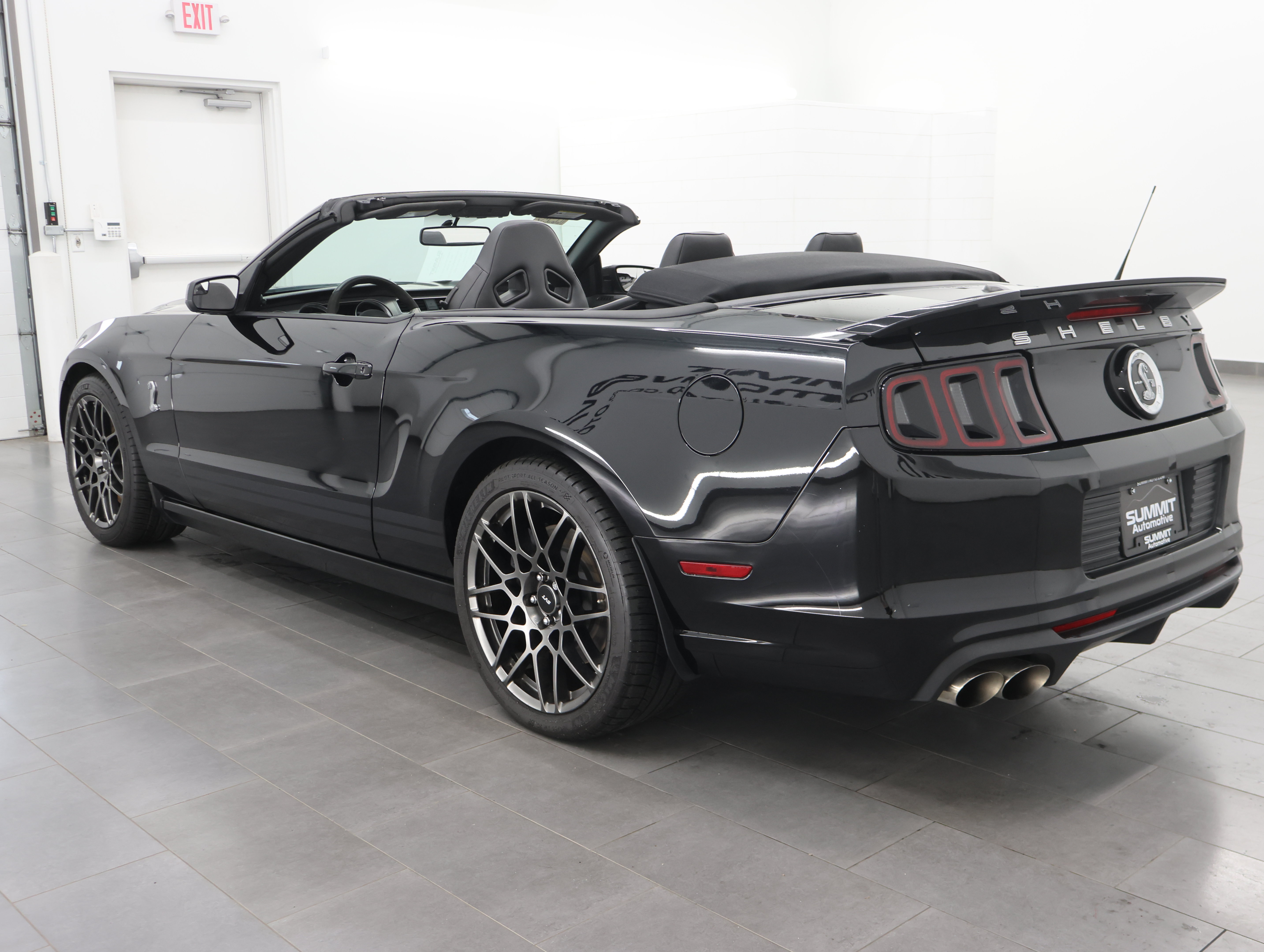 Used 2014 Ford Mustang Shelby GT500 RWD image 53