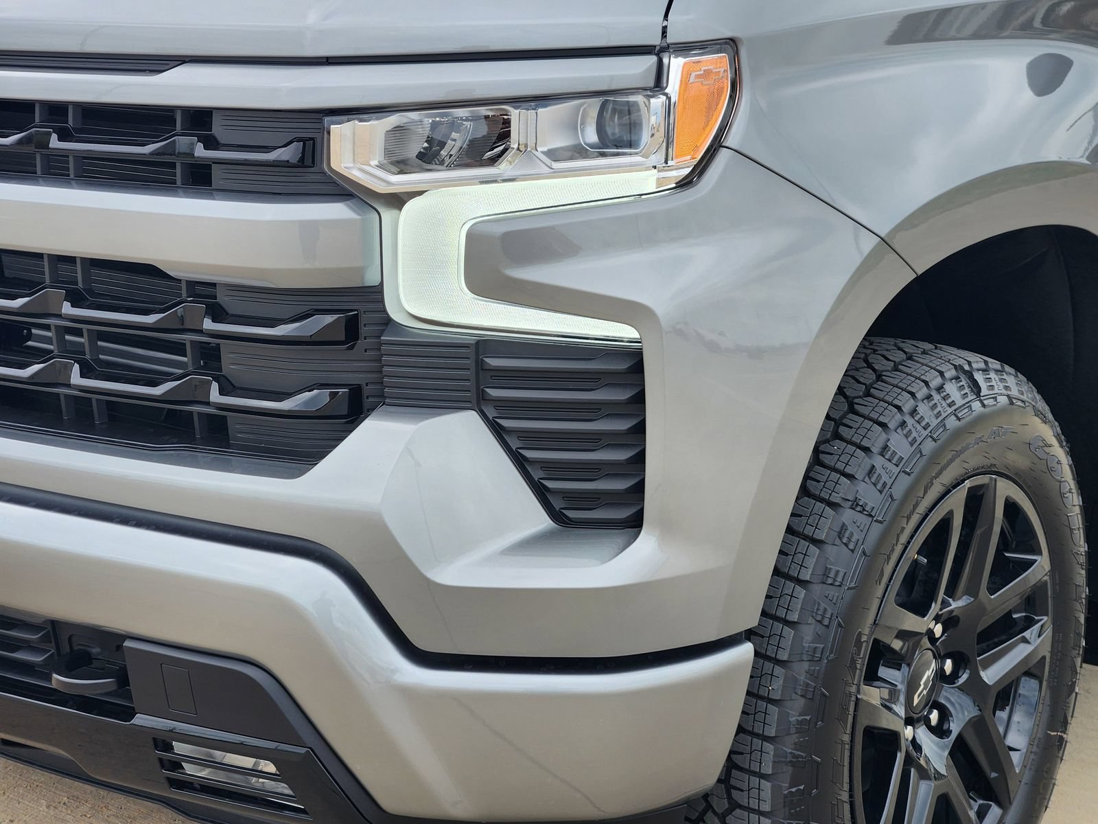 New 2026 Chevrolet Silverado 1500 RST w/ RST Select Package AWD/4WD image 9