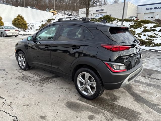 Used 2022 Hyundai Kona SEL image 3