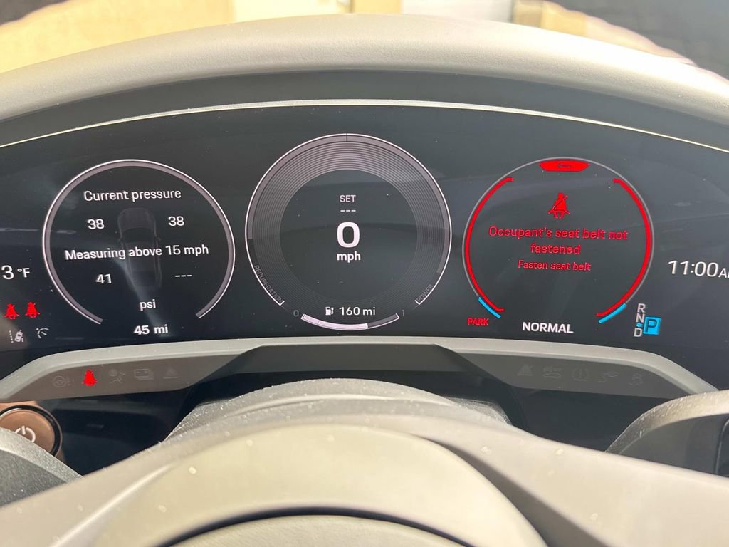 New 2025 Porsche Taycan 4S image 27