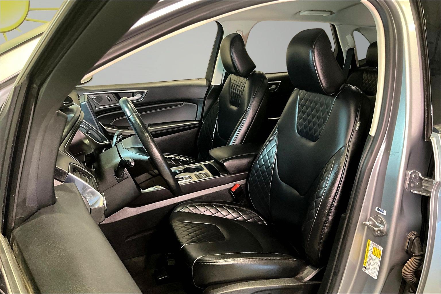 Used 2024 Ford Edge Titanium AWD/4WD image 21