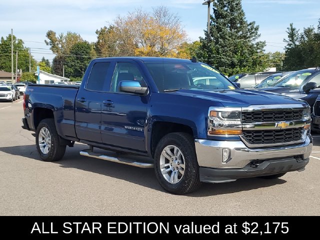 Used 2017 Chevrolet Silverado 1500 LT w/ All Star Edition AWD/4WD image 3