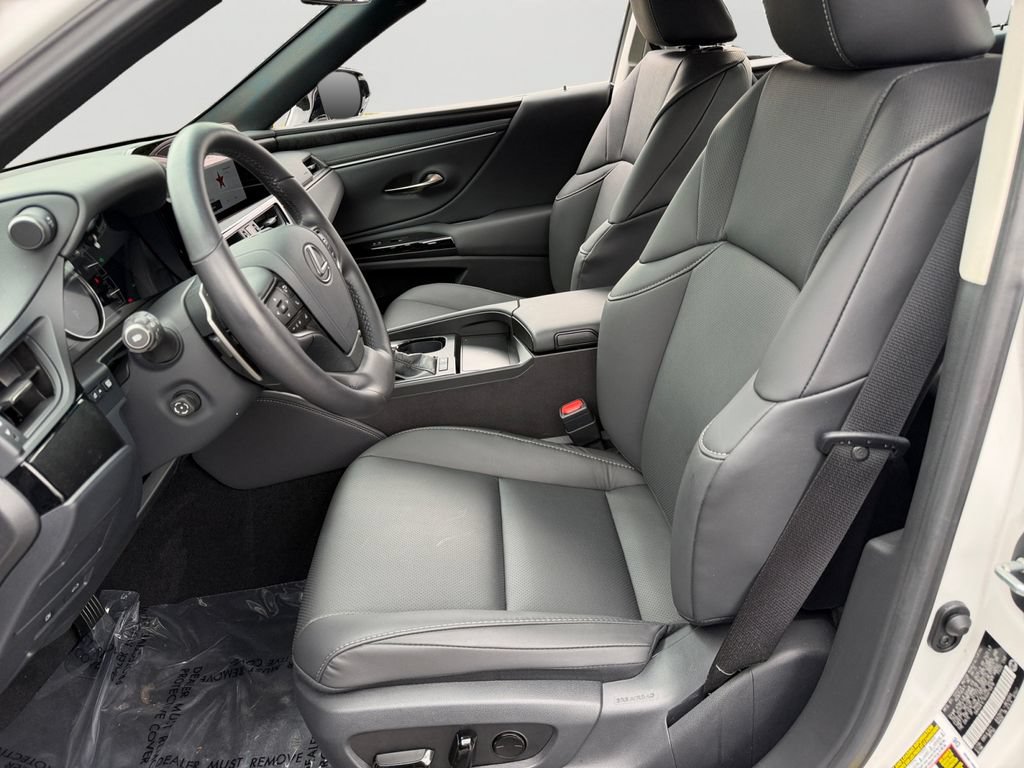 Certified 2025 Lexus ES 300h w/ Premium Package FWD image 15