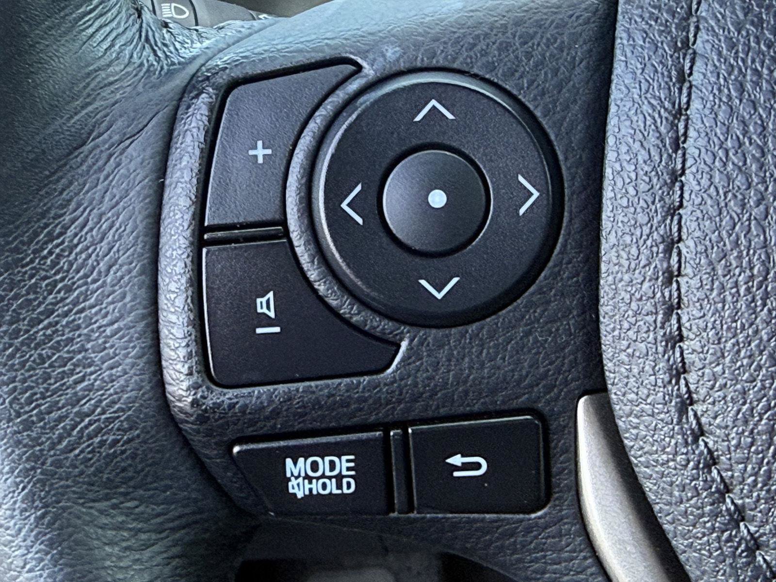Used 2014 Toyota RAV4 Limited AWD/4WD image 57