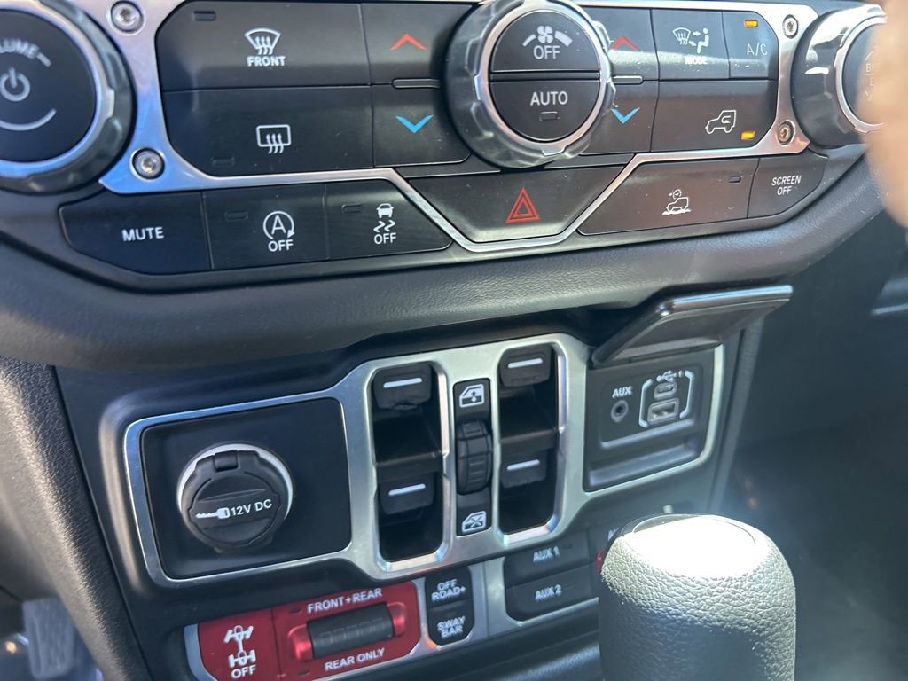 Used 2024 Jeep Wrangler Unlimited Rubicon image 38