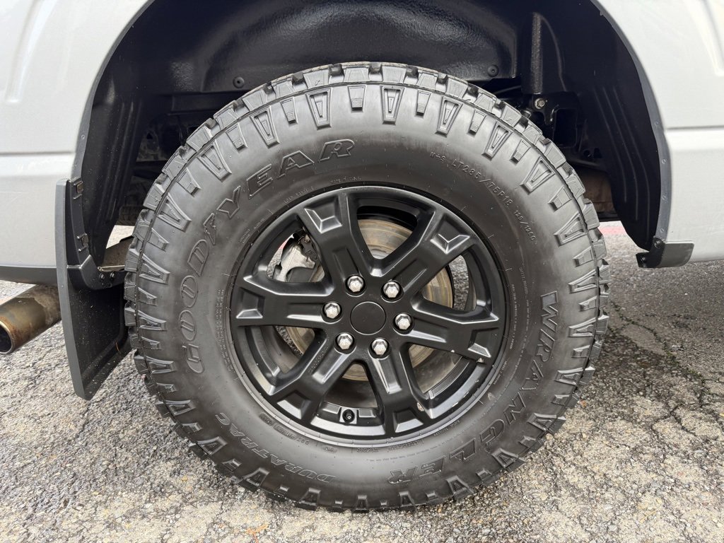 Used 2022 Ford F150 XLT w/ Equipment Group 302A High image 5