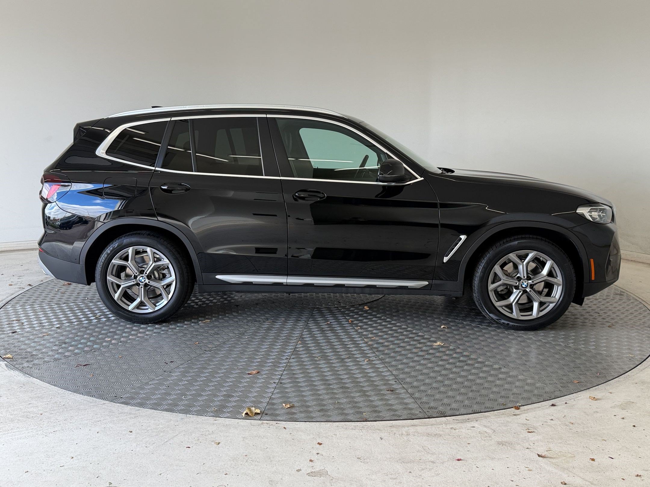 Certified 2024 BMW X3 xDrive30i w/ Convenience Package AWD/4WD image 8