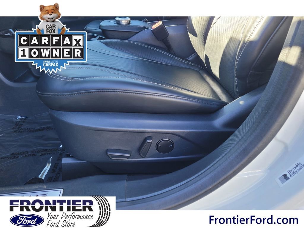 Used 2021 Ford Mustang Mach-E Premium image 13