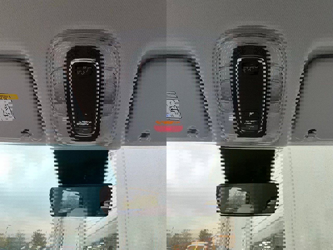 Used 2025 Hyundai Kona SEL image 16