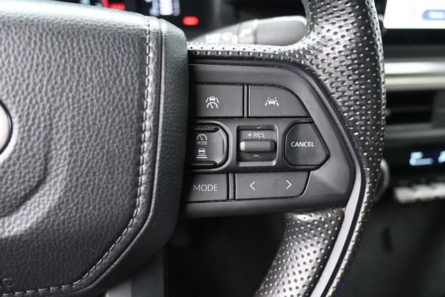 Certified 2024 Toyota Tacoma SR5 AWD/4WD image 23