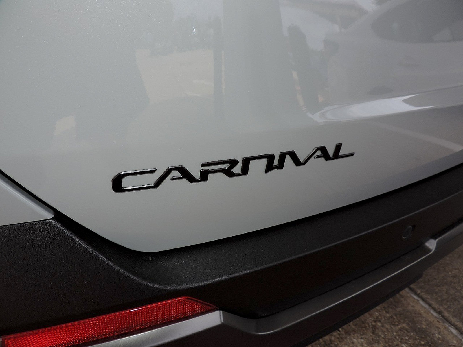 Used 2026 Kia Carnival SX Prestige FWD image 19