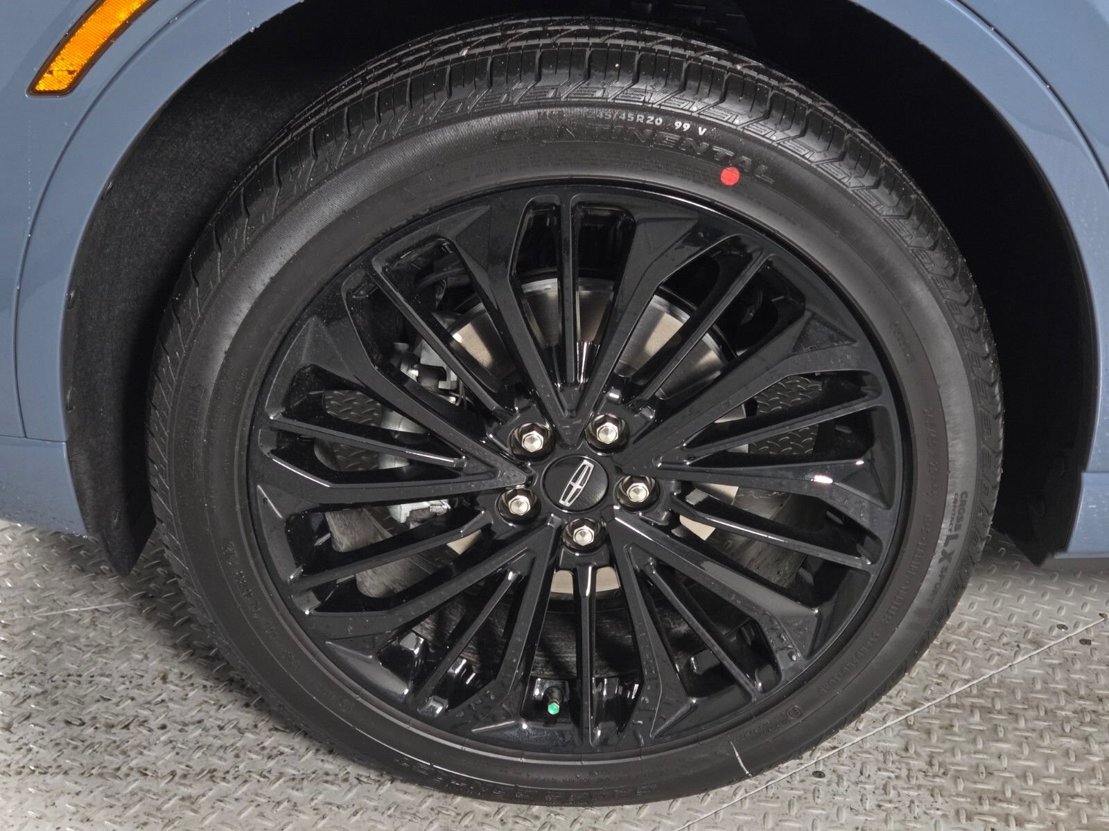 New 2026 Lincoln Corsair Reserve w/ Jet Appearance Package AWD/4WD image 11