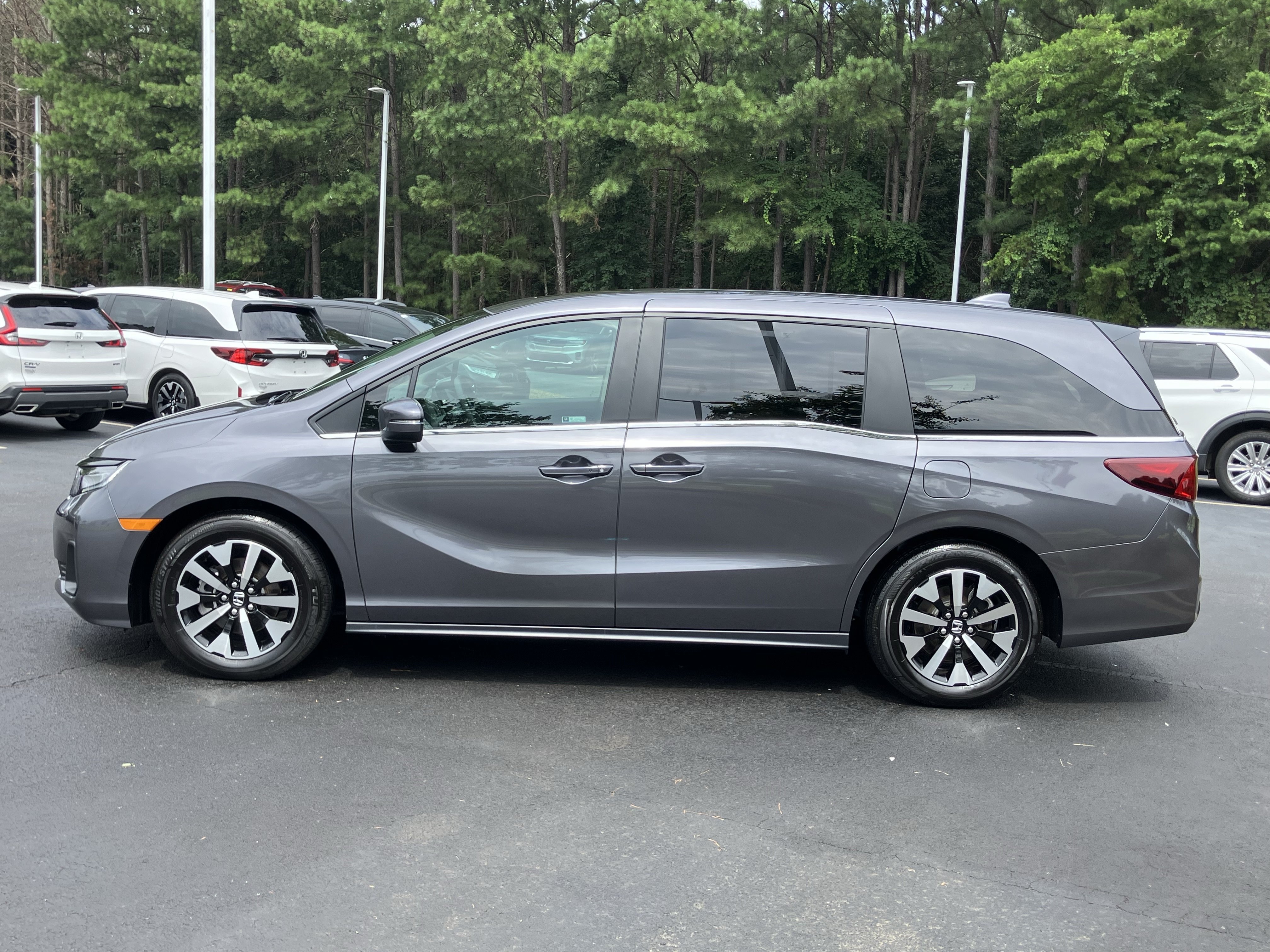 Used 2026 Honda Odyssey EX-L image 7