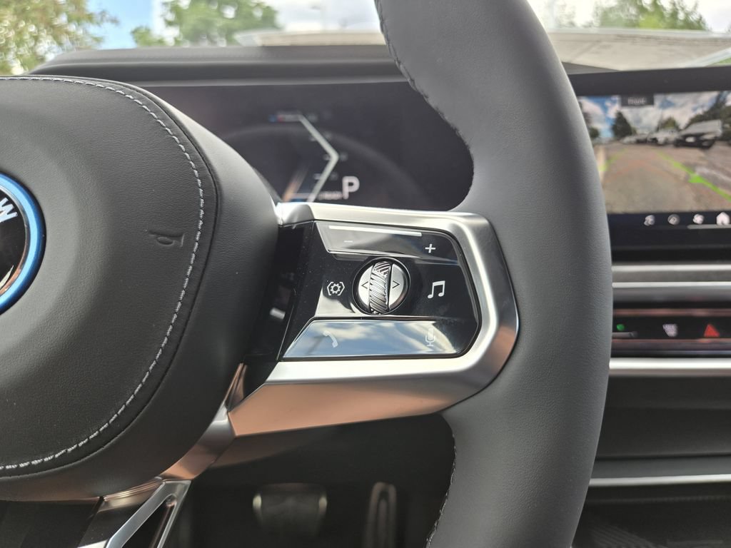 New 2026 BMW i7 xDrive60 AWD/4WD image 30