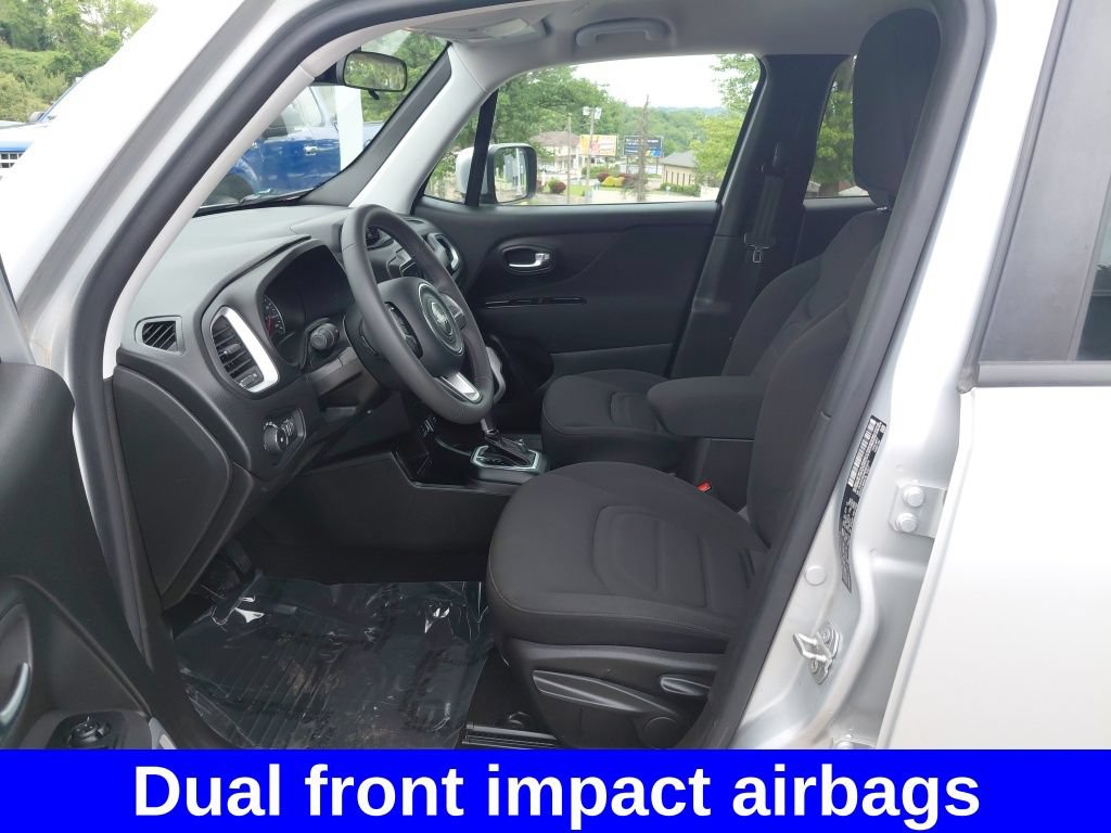Used 2021 Jeep Renegade Latitude FWD image 21