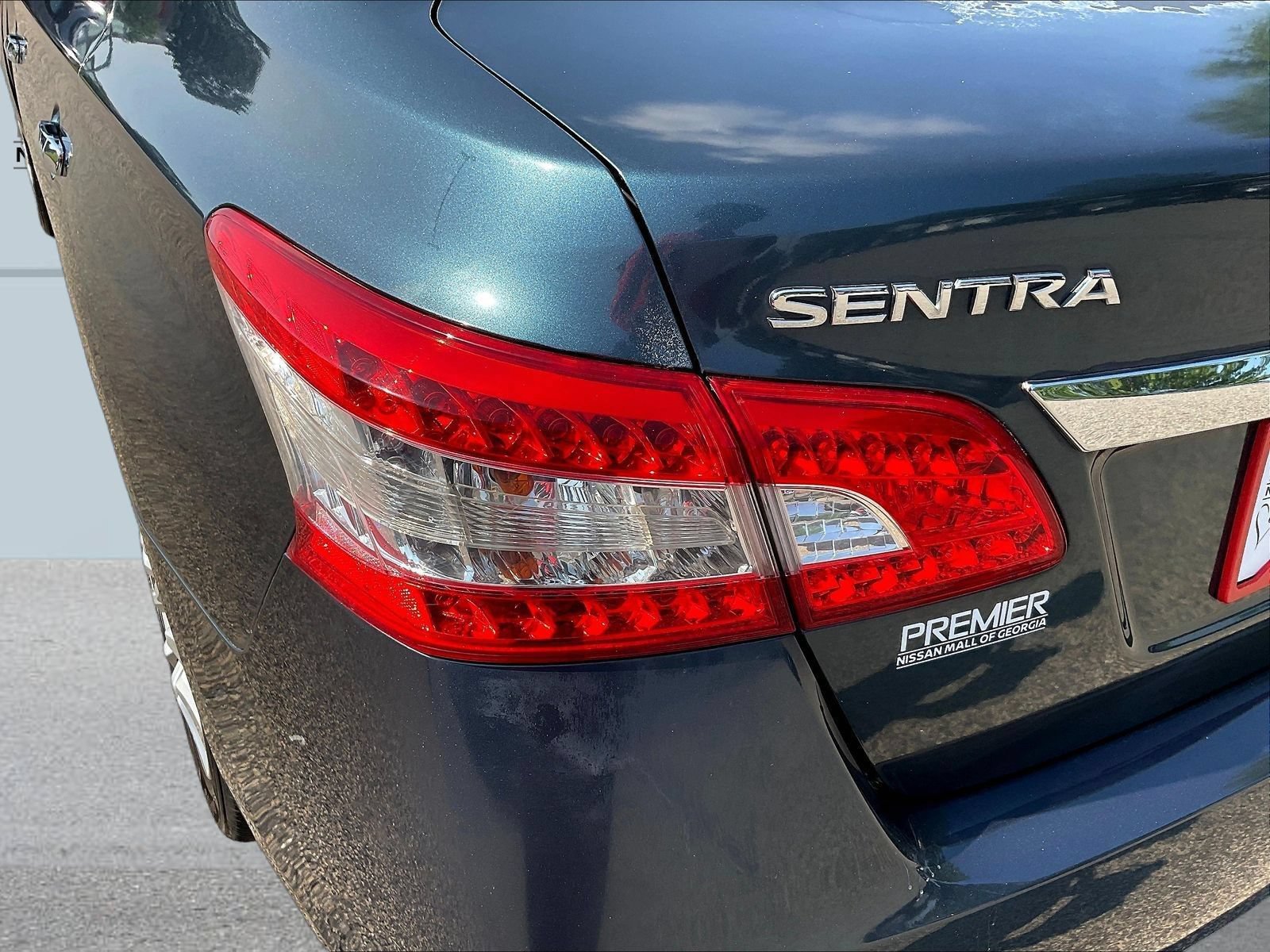Used 2014 Nissan Sentra SV FWD image 22