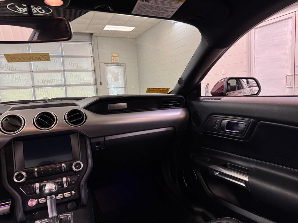 Used 2018 Ford Mustang GT Premium RWD image 21