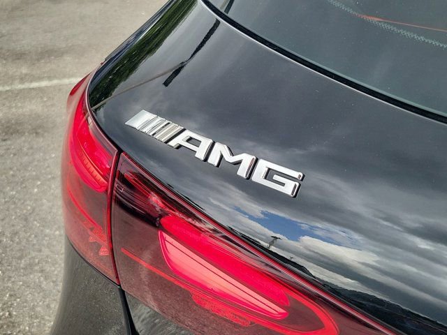 Used 2025 Mercedes-Benz GLA 35 AMG 4MATIC image 8