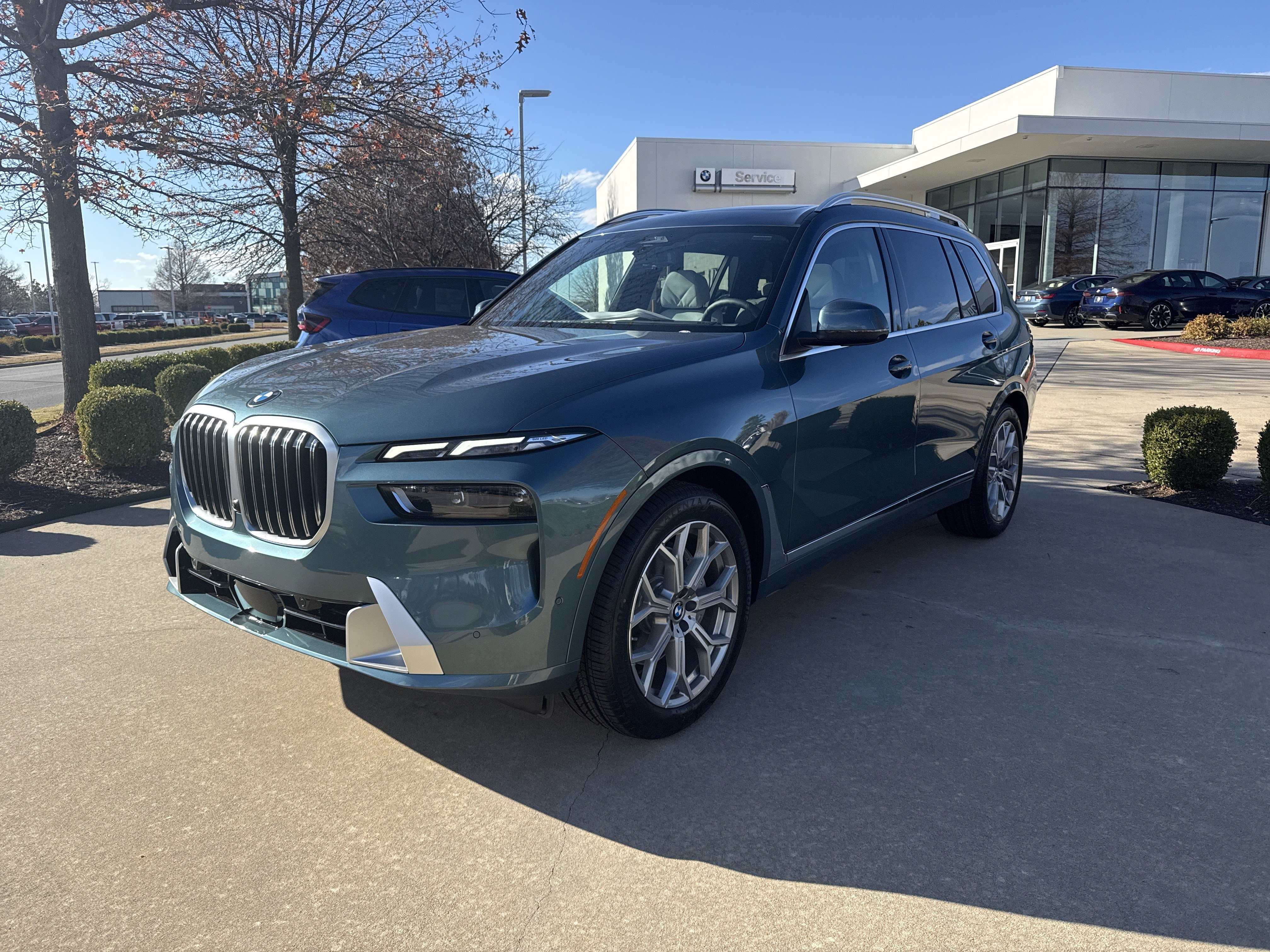 New 2026 BMW X7 xDrive40i w/ Premium Package image 1