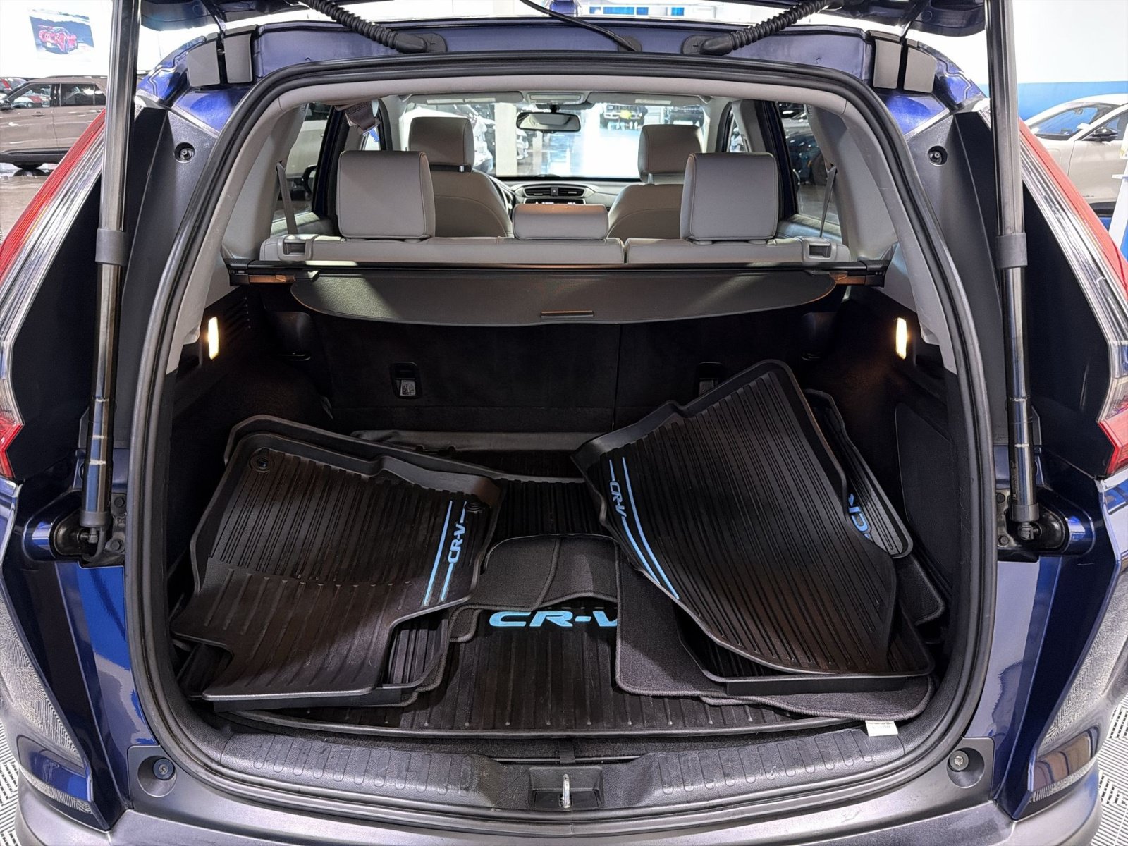 Used 2022 Honda CR-V Touring image 29