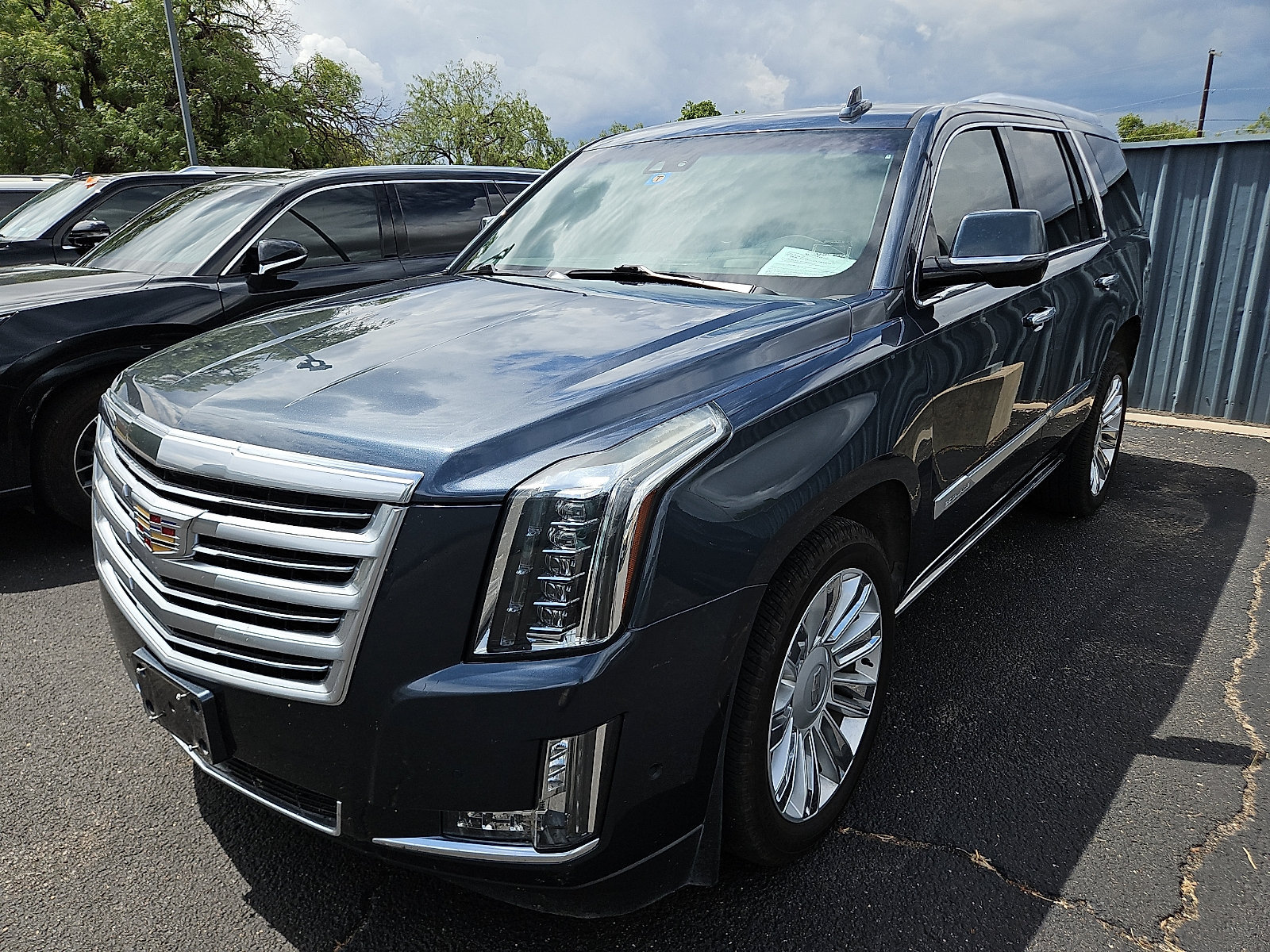 Used 2019 Cadillac Escalade Platinum